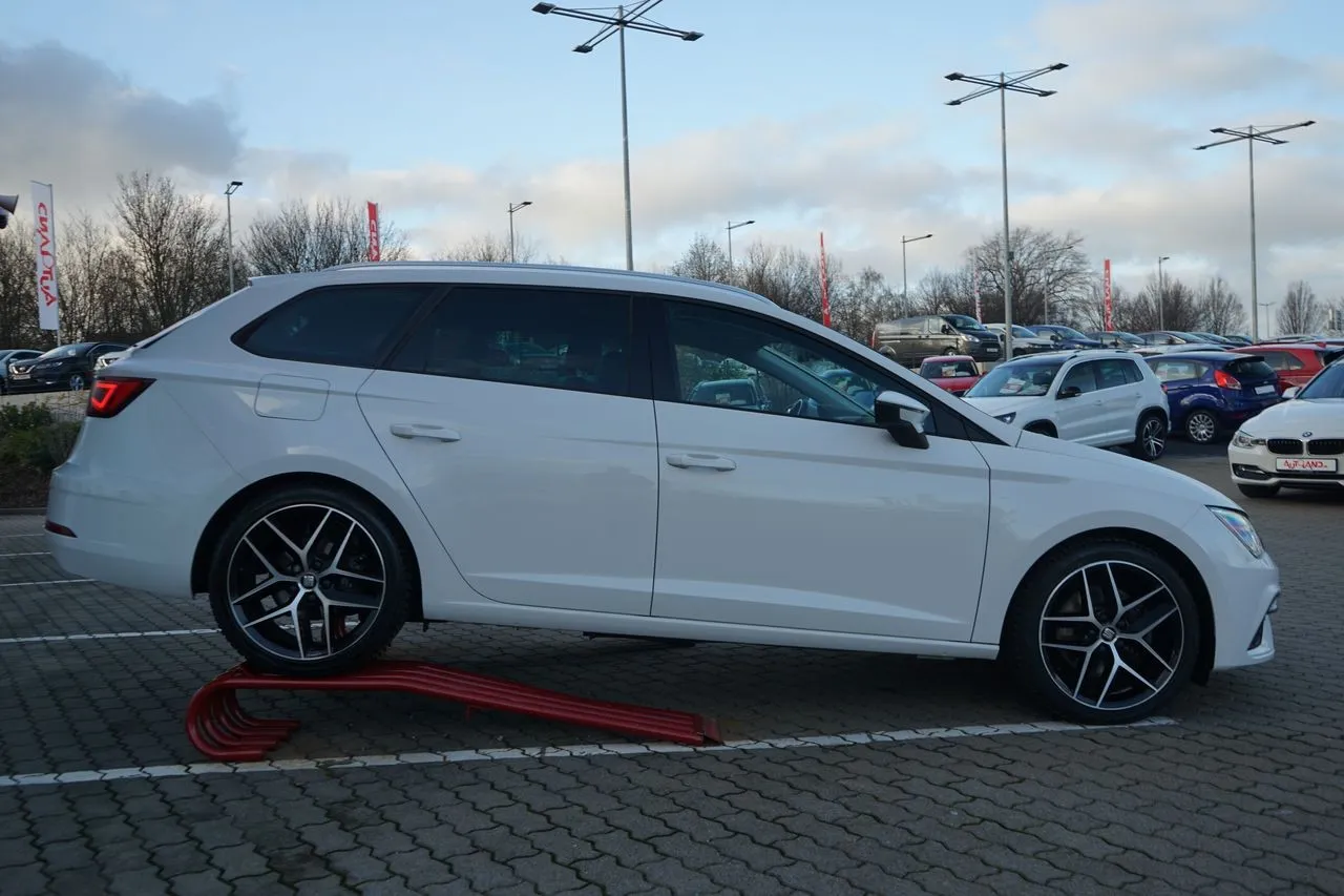 Seat Leon ST 1.8 TSI FR DSG Navi...  Image 3