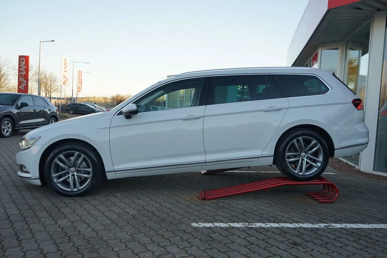 Volkswagen Passat Variant 2.0 TDI Highline...  Image 3