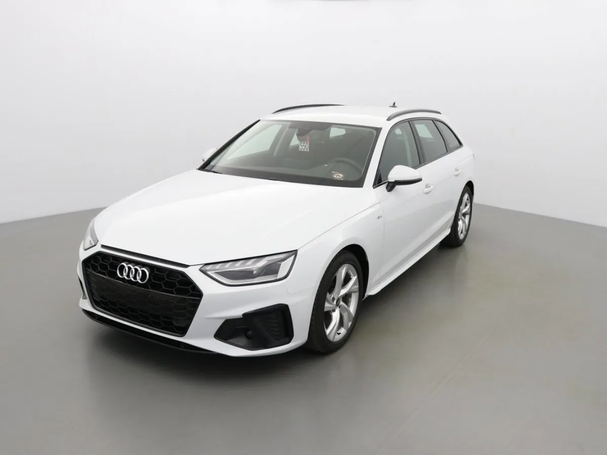 Audi A4 AVANT 35 TDI 163 S LINE EDITION Image 1